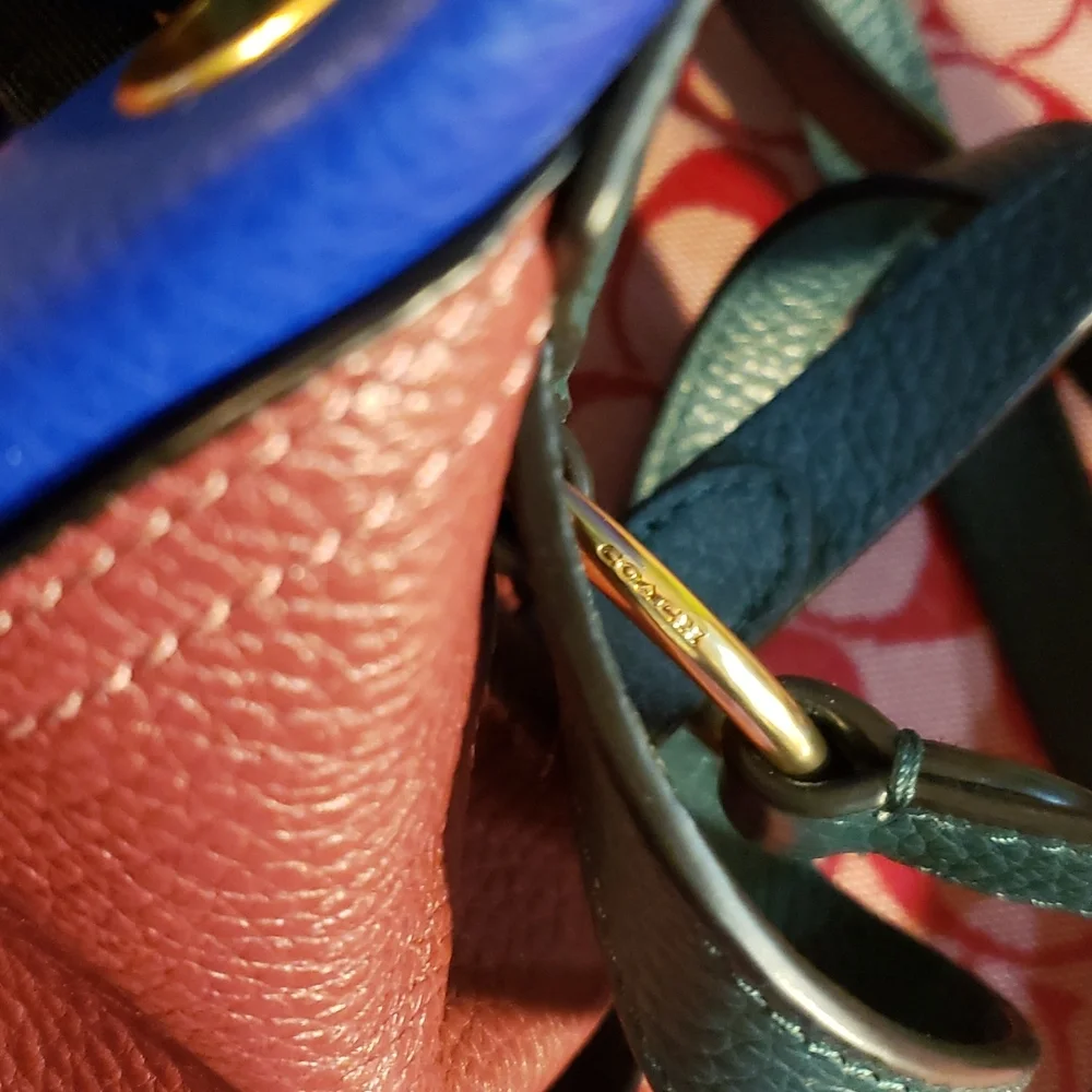 Authentic Coach Backpack 💖❤ - Picture 11 of 12